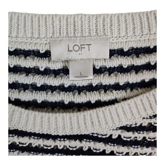 Ann Taylor LOFT Navy/Beige Striped Chunky 3/4 Sleeve Sweater Size L - Picture 3 of 6